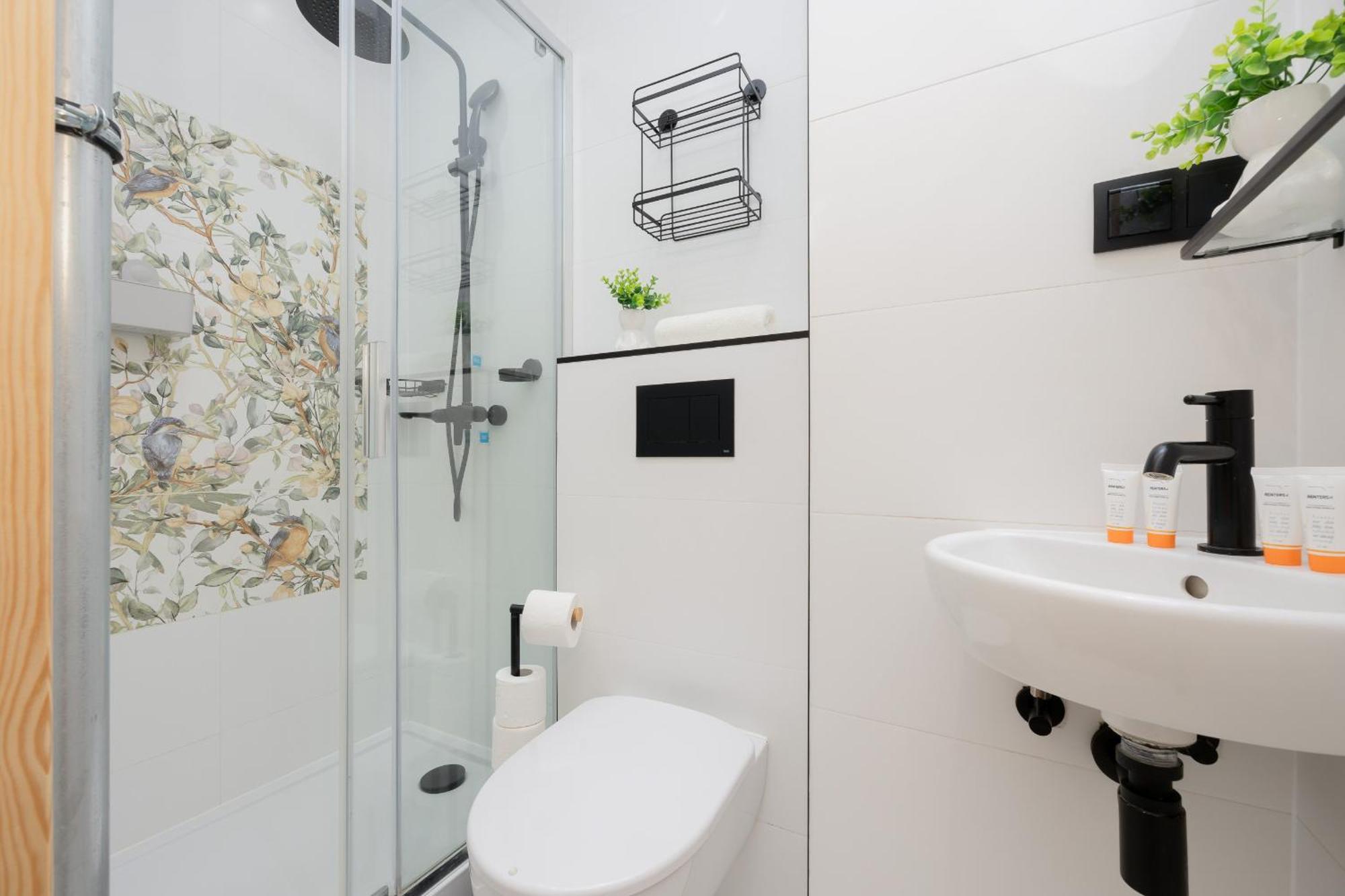 Spacious Apartment For 6 People Near The Old Town By Noclegi Renters Varsóvia Exterior foto