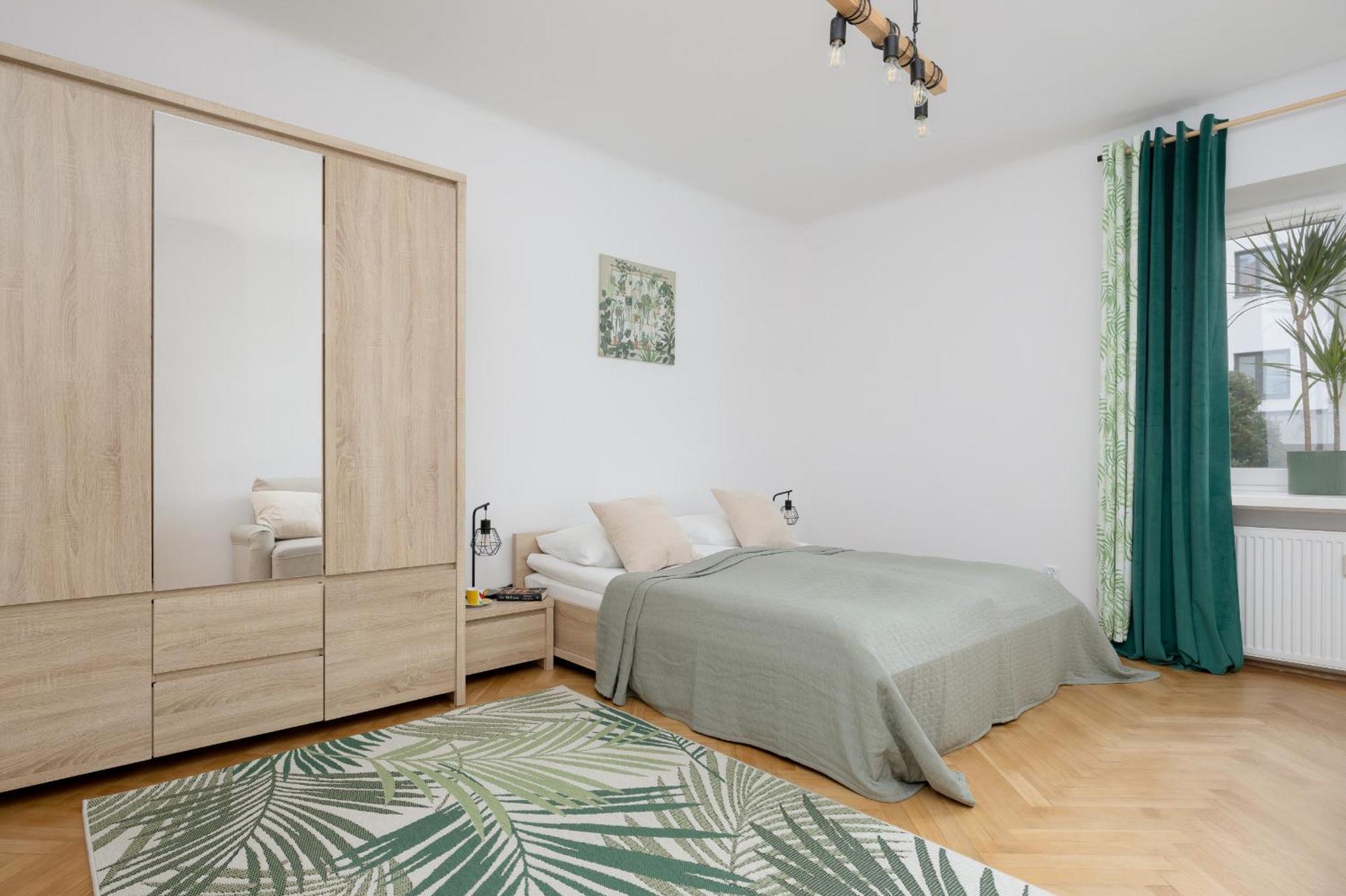 Spacious Apartment For 6 People Near The Old Town By Noclegi Renters Varsóvia Exterior foto